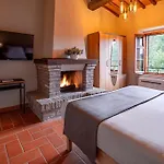 Poggio Alla Staffa - Exclusive Retreat فيلة *