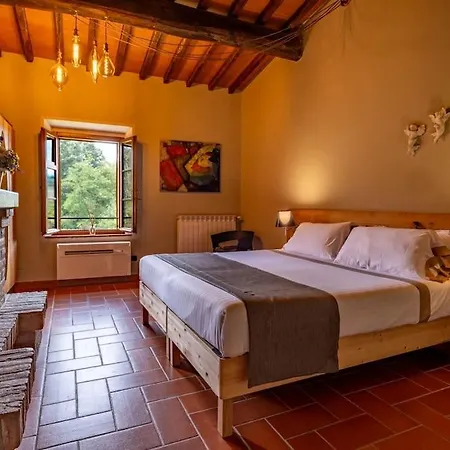 Poggio Alla Staffa - Exclusive Retreat Villa Poderi Foci